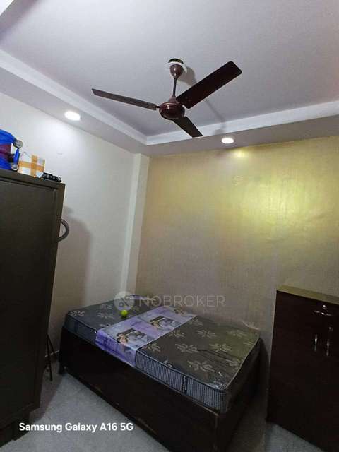 3 BHK Flat In Standalone Building  For Sale  In Rohini
