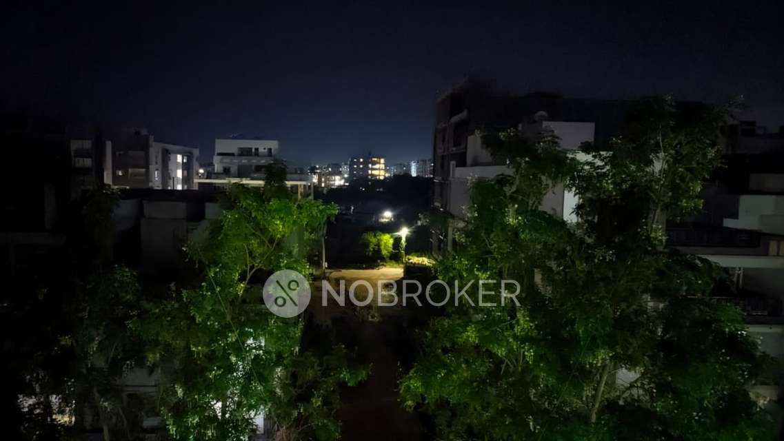 2 BHK Flat In Giridhari Isola, Bandlaguda Jagir For Sale  In Bandlaguda Jagir