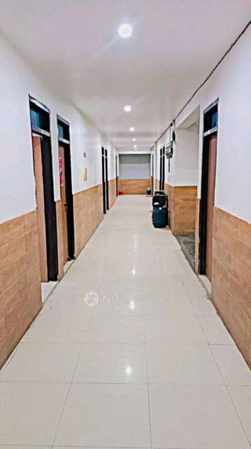 PG for Anyone in Sector 18 Noida