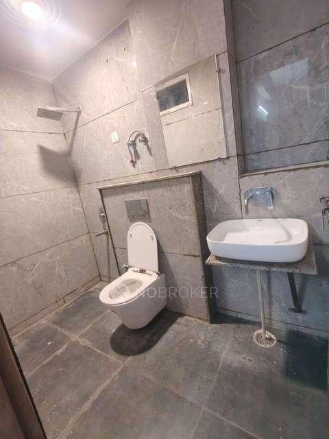 PG for Anyone in Sector 18 Noida