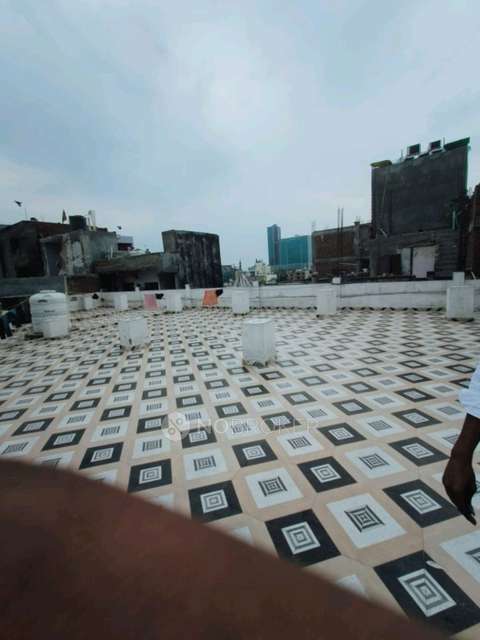 PG for Anyone in Sector 18 Noida