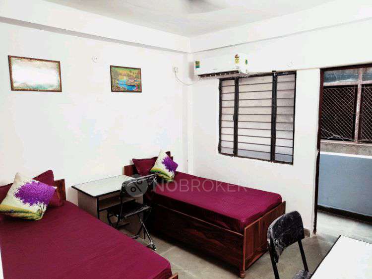 PG for Anyone in Sector 18 Noida