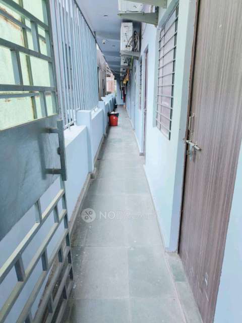 PG for Anyone in Sector 18 Noida