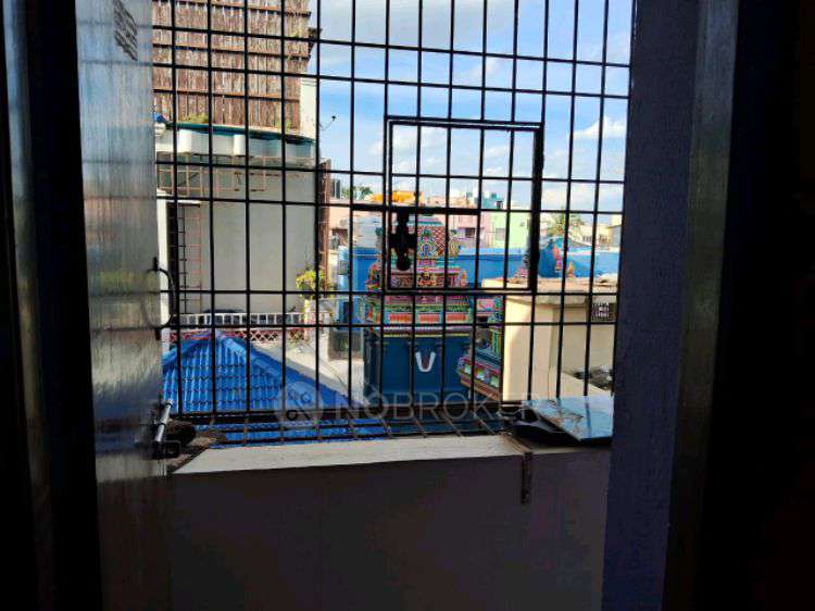 2 BHK Flat In Arnav Flats, Pozhichalur for Rent  In  Pozhichalur