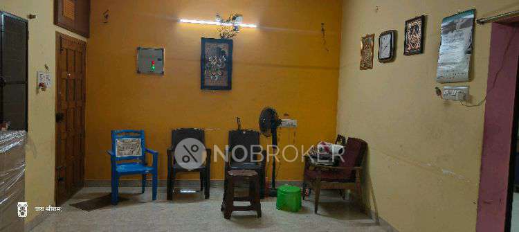 2 BHK Flat In Arnav Flats, Pozhichalur for Rent  In  Pozhichalur