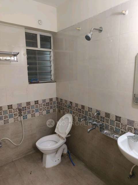 2 BHK Flat In Nisarg Vatika For Sale  In Moshi