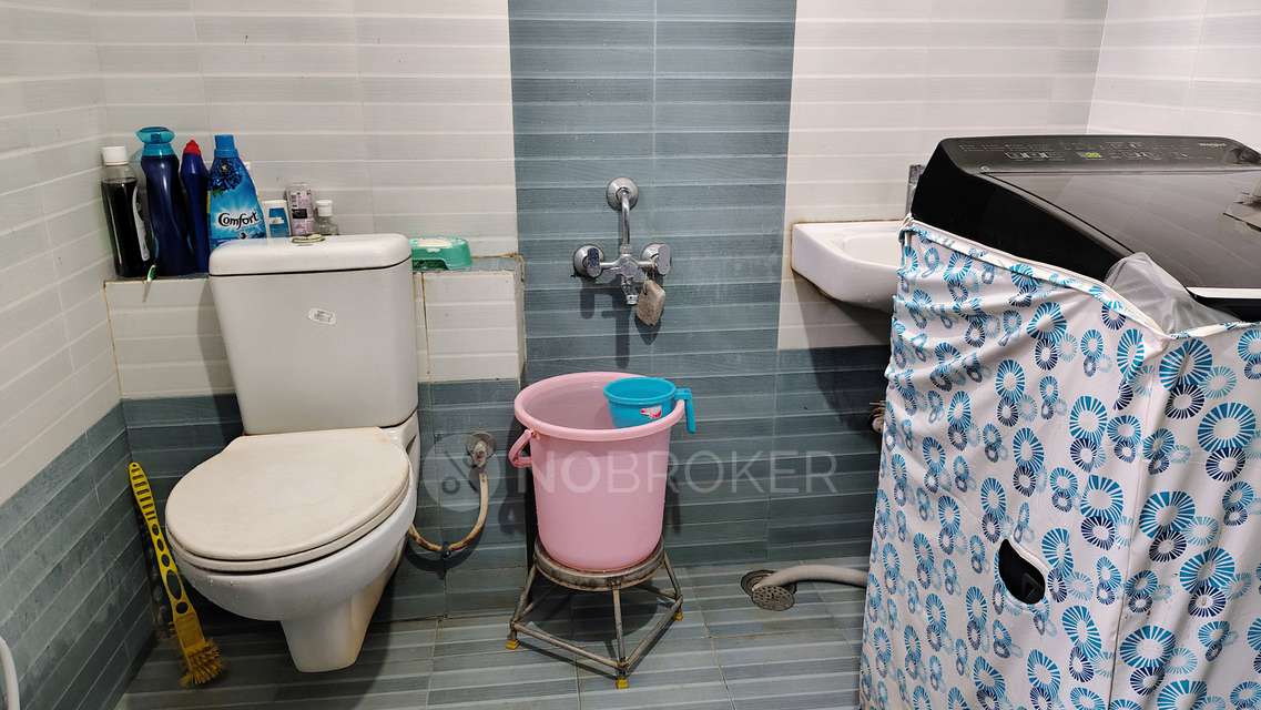 3 BHK Flat In Aarthi Residency For Sale  In Madhapur