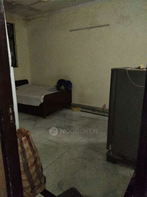 1 BHK Flat In Standalone Building  for Rent  In  Bhogal