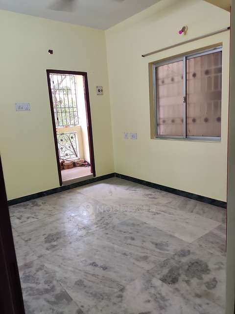 1 BHK Flat In Podhigai,sri Balaji Flats For Sale  In Triplicane