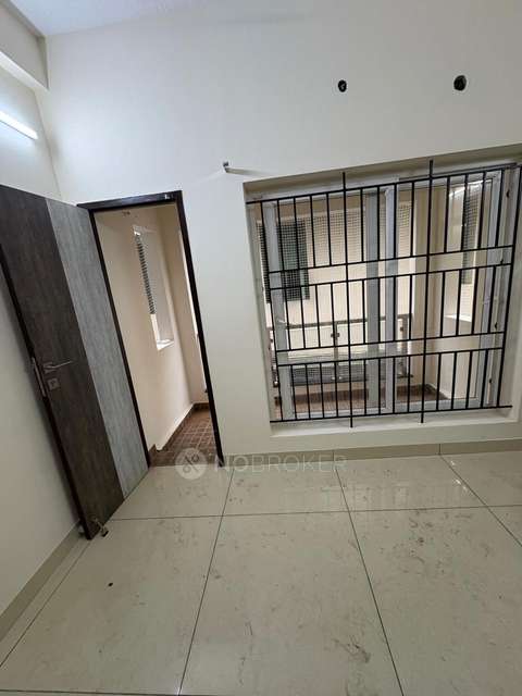 3 BHK Flat In Mf Ram Apartments  For Sale  In Kodambakkam