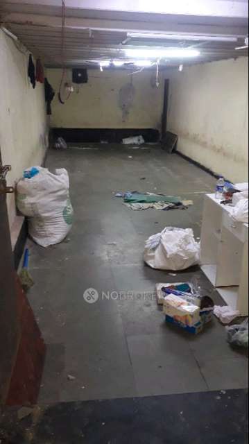 Godown/Warehouse in 222/c Prabhatwadi Bellasis Road Next To Kedy Tower, Nagpada, Mumbai, Maharashtra 400008, India, Mumbai for Rent 