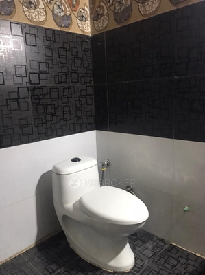 2 BHK Flat In Apartment For Sale  In Indirapuram