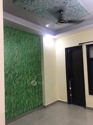 2 BHK Flat In Apartment For Sale  In Indirapuram