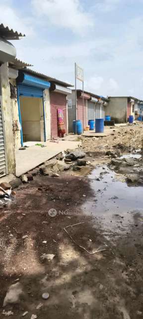 2 BHK Flat In Shree Radhe Krisna Chawl For Sale  In Naigaon East