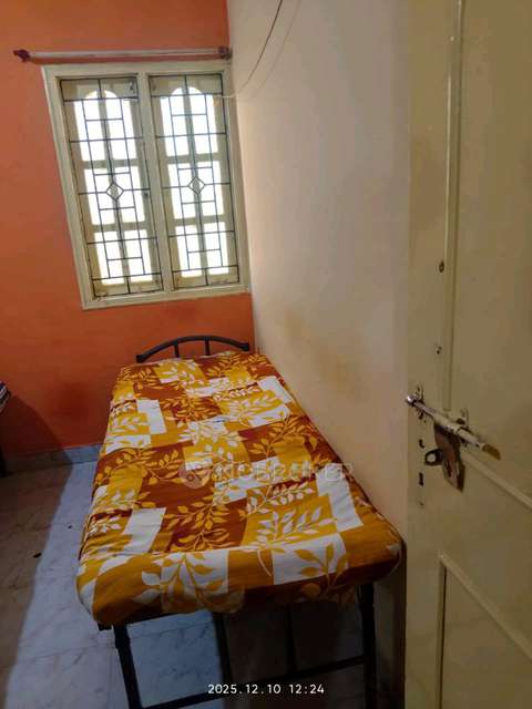 PG for Boys in Raju Deluxe Pg &#40;7026387117&#41; #30, 4th Cross , 2nd Left Kodihalli Main Road, 5th Phase, Hal 2nd Stage, Kodihalli, Bengaluru, Karnataka 560008, India