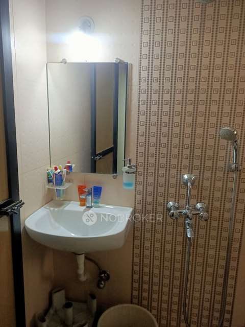 2 BHK Flat In Shubh Apartment For Sale  In Chembur East