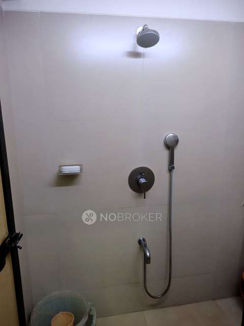 2 BHK Flat In Shubh Apartment For Sale  In Chembur East