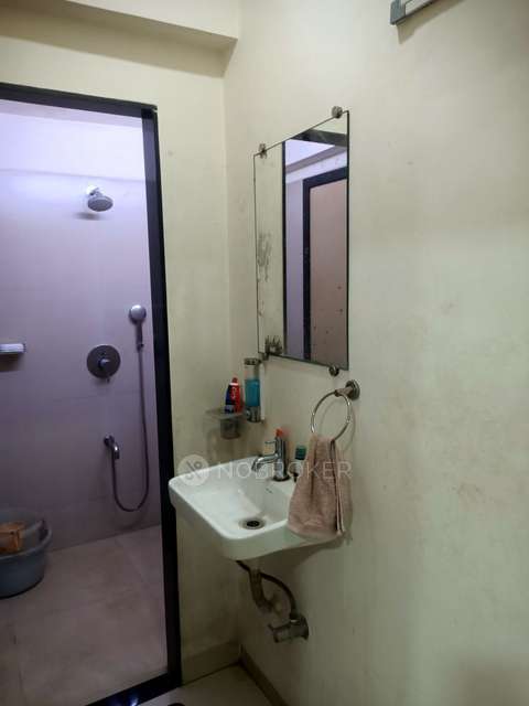 2 BHK Flat In Shubh Apartment For Sale  In Chembur East