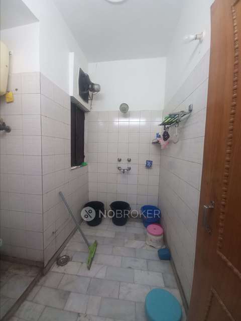 3 BHK Flat For Sale  In Mukherjee Nagar