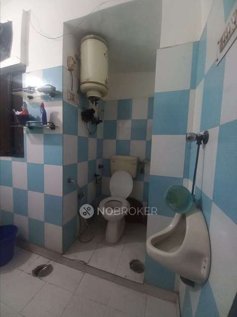 3 BHK Flat For Sale  In Mukherjee Nagar