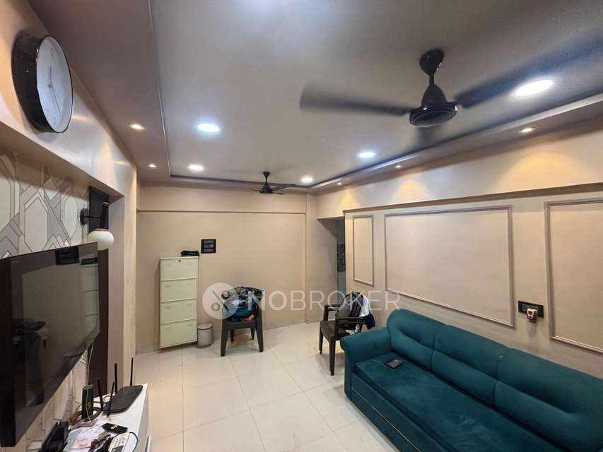 1 RK Flat In Farzana Apartment For Sale  In Kurla West