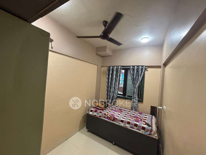 1 RK Flat In Farzana Apartment For Sale  In Kurla West