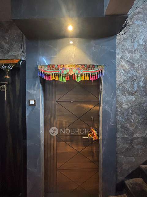 1 RK Flat In Farzana Apartment For Sale  In Kurla West