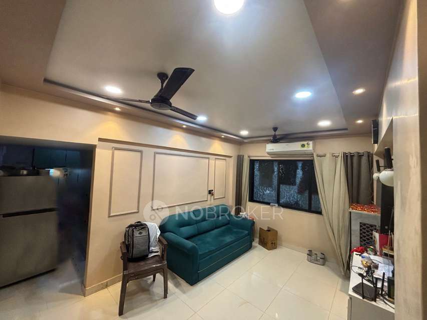 1 RK Flat In Farzana Apartment For Sale  In Kurla West