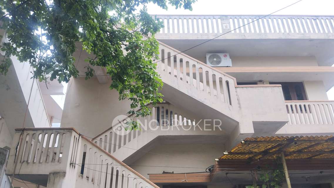 4+ BHK House For Sale  In Teachers Colony ,tirumalagiri
