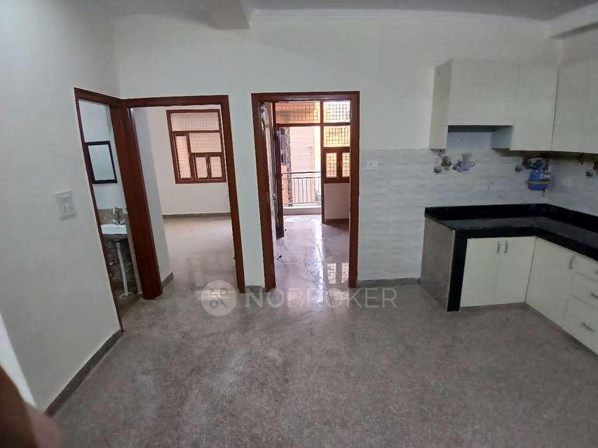 2 BHK Flat for Rent  In Kailashpuri West