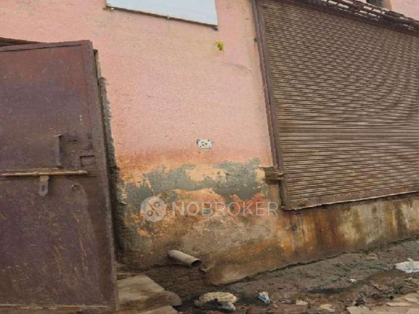 Showroom in Ghukna, Ghaziabad for Rent 