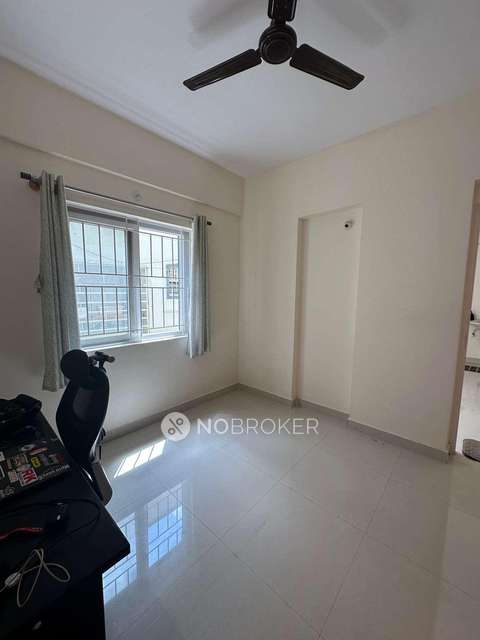 2 BHK Flat In Sv Sarovar For Sale  In Apartment