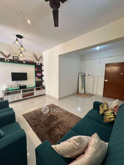 2 BHK Flat In Sv Sarovar For Sale  In Apartment