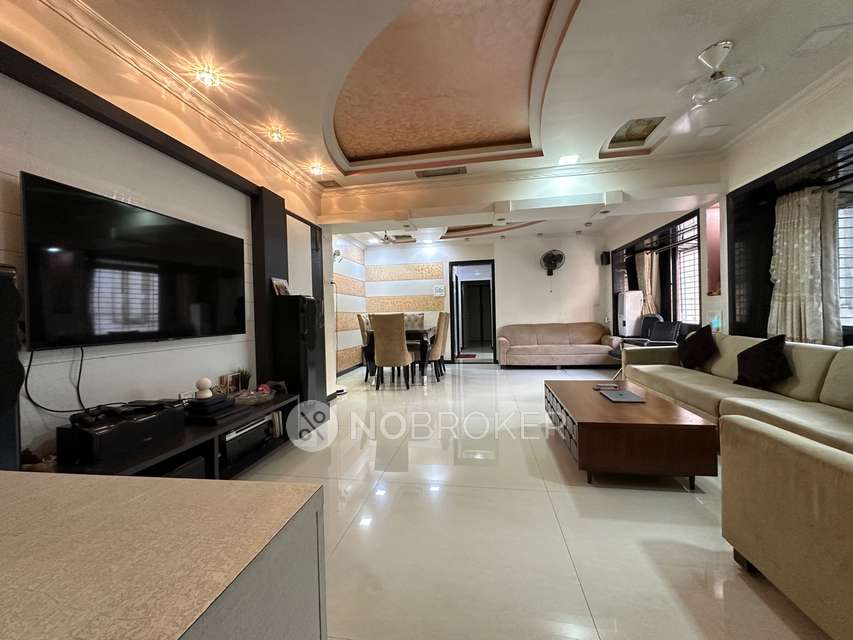 4 BHK Flat In Highland Park For Sale  In Mulund West