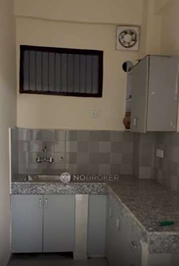 1 BHK House for Rent  In Gaur Yamuna City