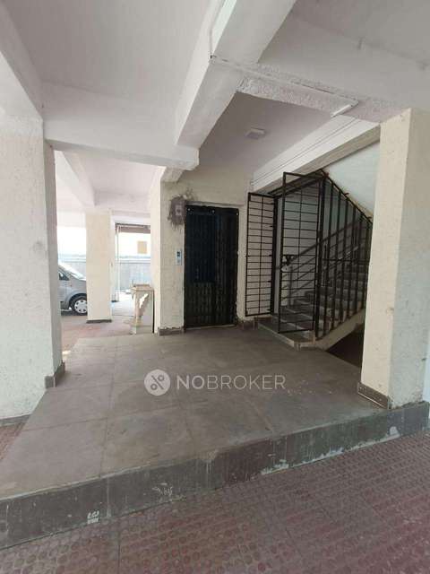 4+ BHK Flat For Sale  In Vichumbe