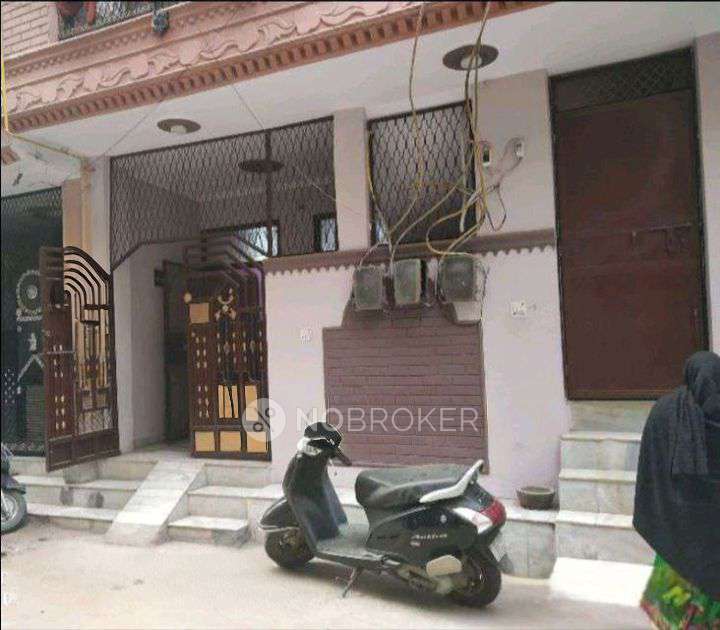 2 BHK Flat For Sale  In Krishna Park, Old Mahavir Nagar, Tilak Nagar