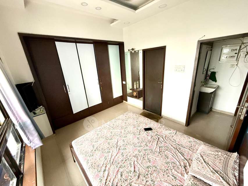 2 BHK Flat For Sale  In Lalbaugcha Raja Sarvajanik Ganeshotsav Mandal, Lalbaug