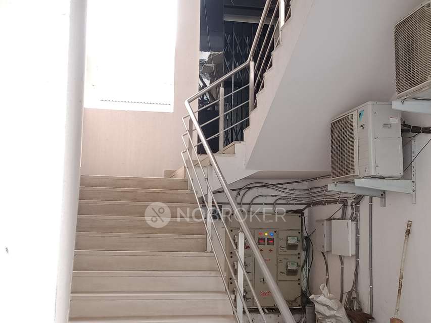 3 BHK Flat In Safah Eminence, Banjara Hills For Sale  In Banjara Hills