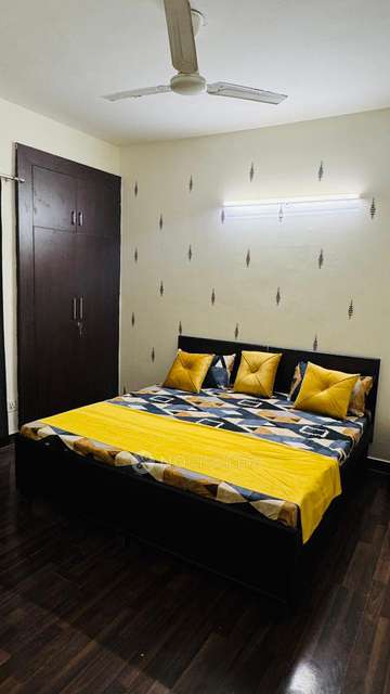 PG for Girls in Sector 137