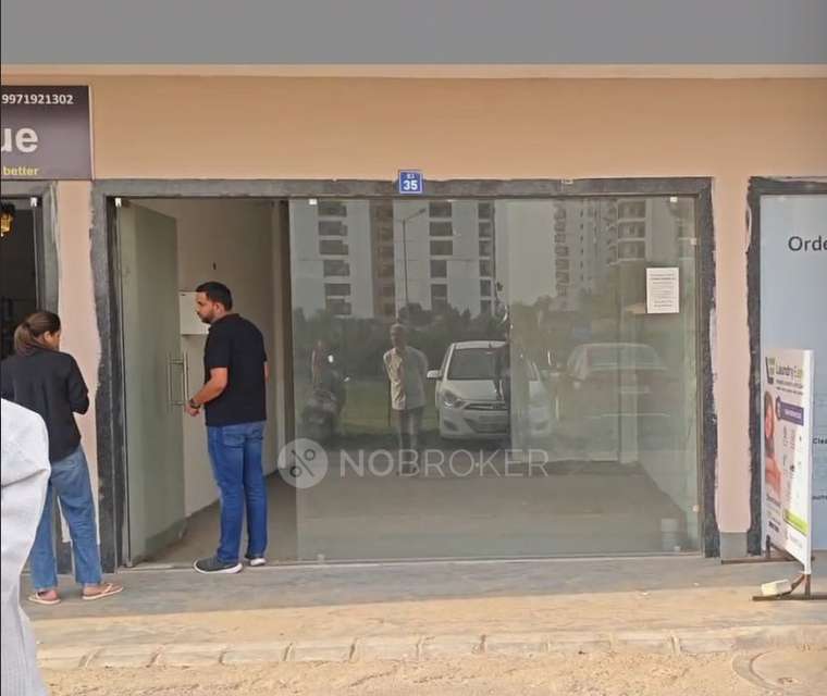 Retail  Property in Sector 76, Gurgaon for Rent 