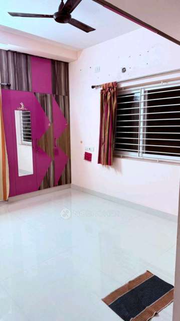 PG for Girls in Prakriti Apartment - Kolathur