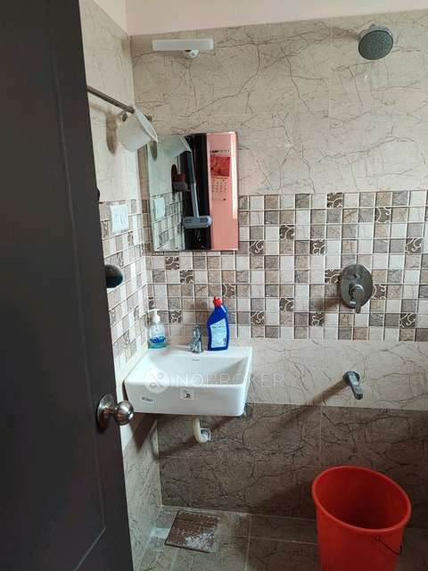 PG for Girls in Prakriti Apartment - Kolathur