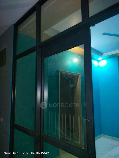 2 BHK House for Rent  In Laxmi Nagar