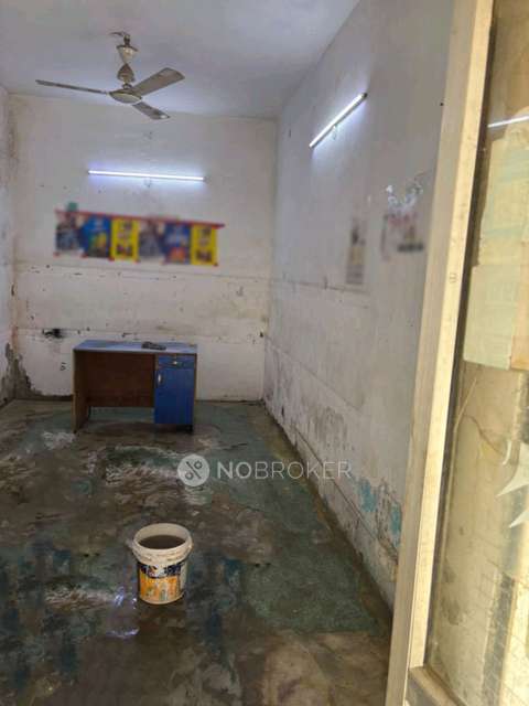 Shop in  Gautam Nagar,, Delhi for Rent 