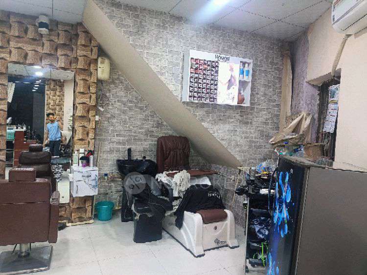 Showroom in Budh Vihar, Delhi for sale 