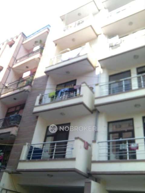 1 RK Flat for Rent  In Pariyavaran Complex