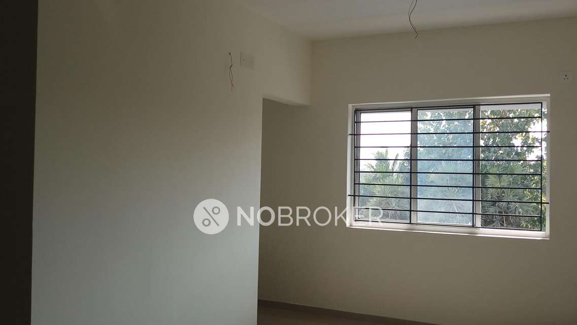 1 BHK Flat In Kg Centre Point For Sale  In Poonamallee