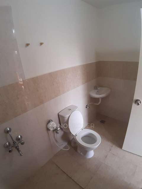 1 BHK Flat In Kg Centre Point For Sale  In Poonamallee