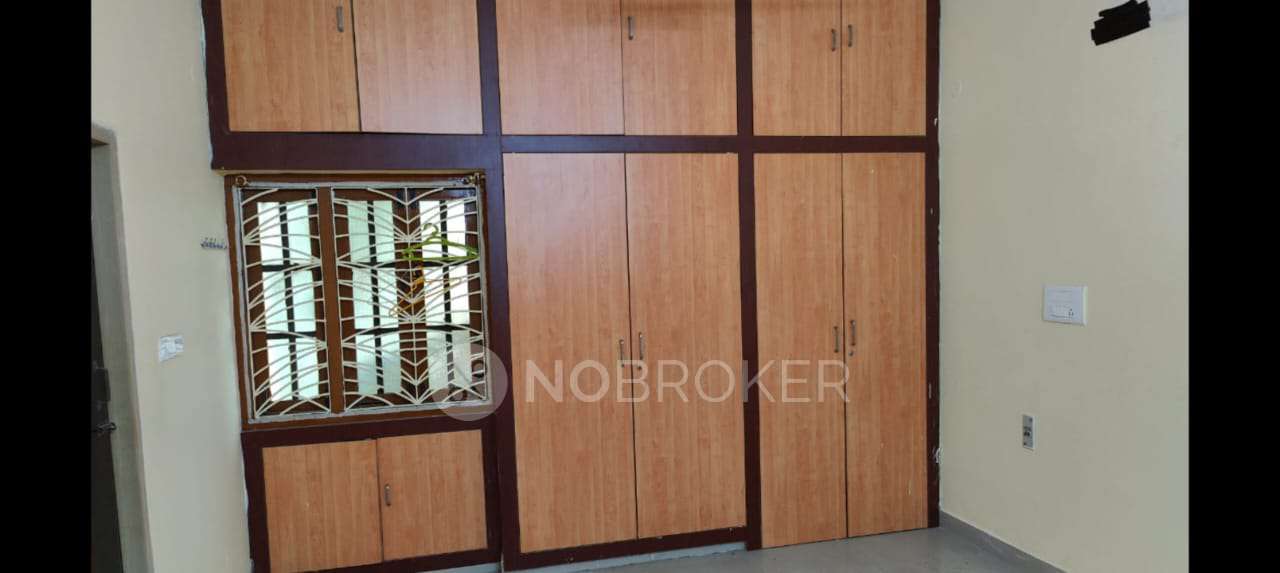 4+ BHK Flat For Sale  In Old Alwal, Alwal